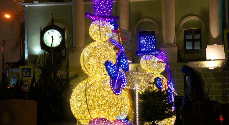 Идеи украшения улиц к Новому году